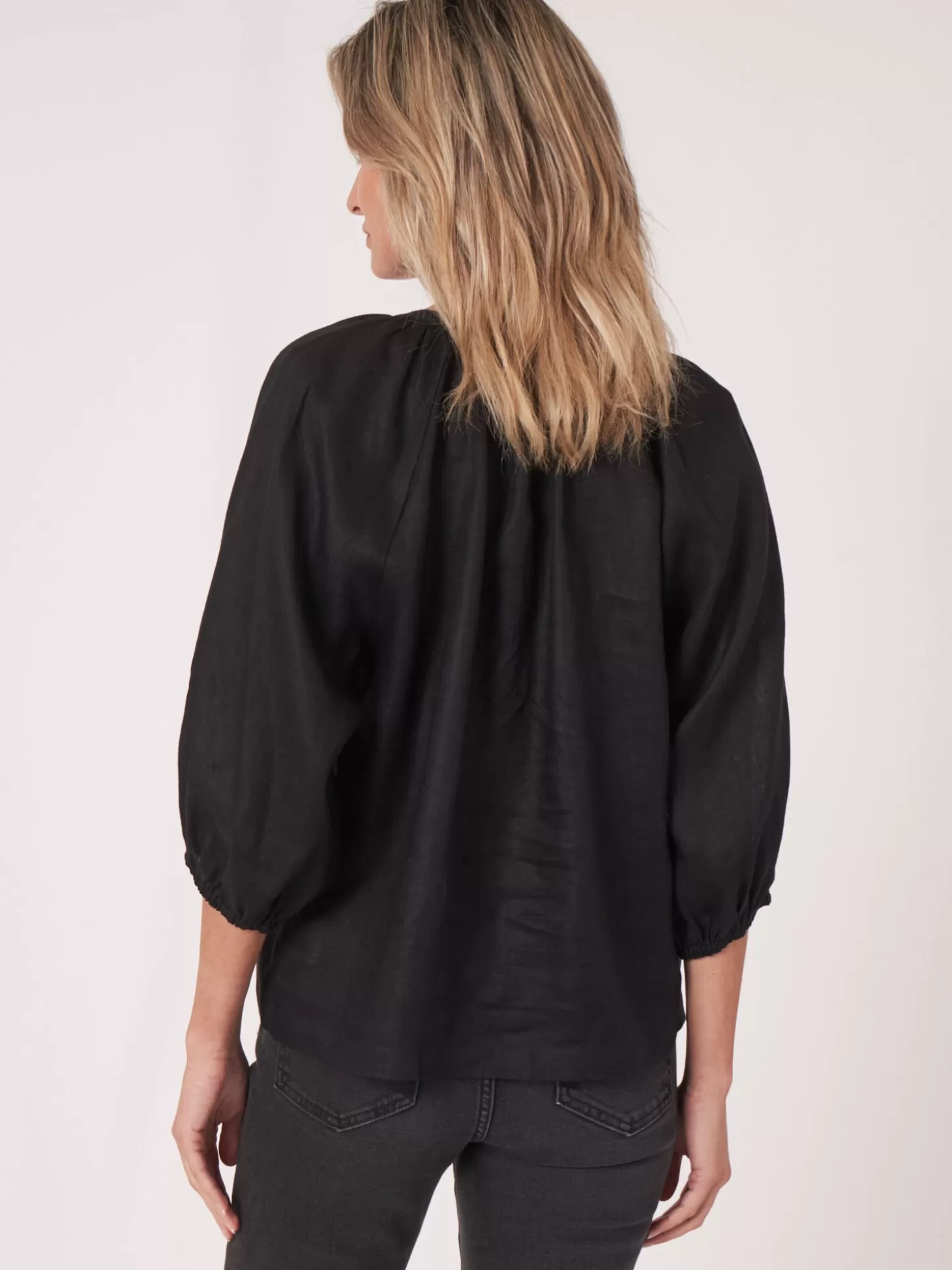 REPEAT cashmere Blouse Boutonnee En Lin A Manches Bouffantes Black Outlet