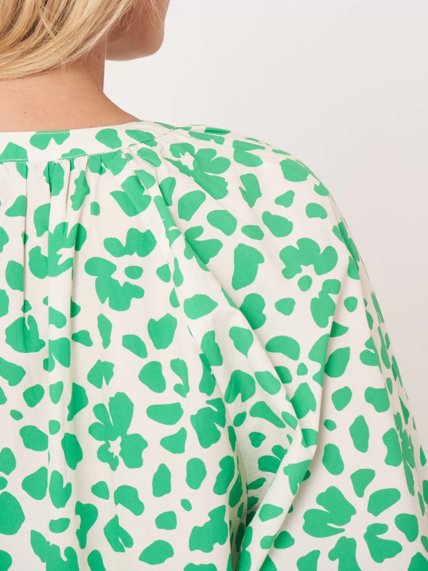 REPEAT cashmere Blouse En Coton A Manches Bouffantes Et Imprime Floral Basil Discount