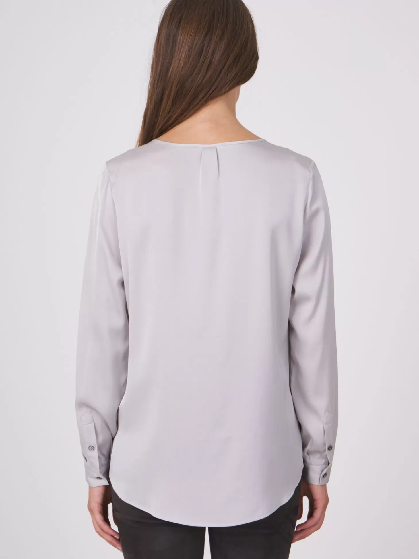 REPEAT cashmere Blouse En Soie A Col Fendu Light Grey Flash Sale