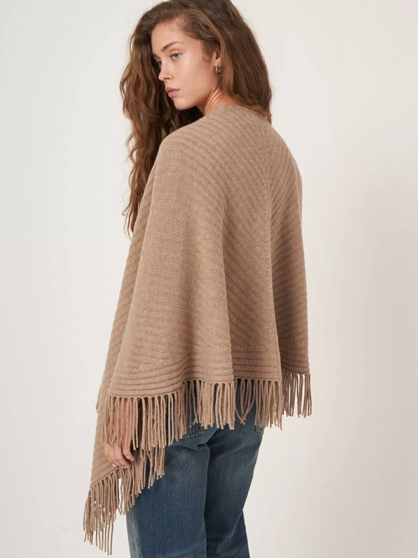 REPEAT cashmere Cape A Franges En Maille Cotelee Taupe Outlet