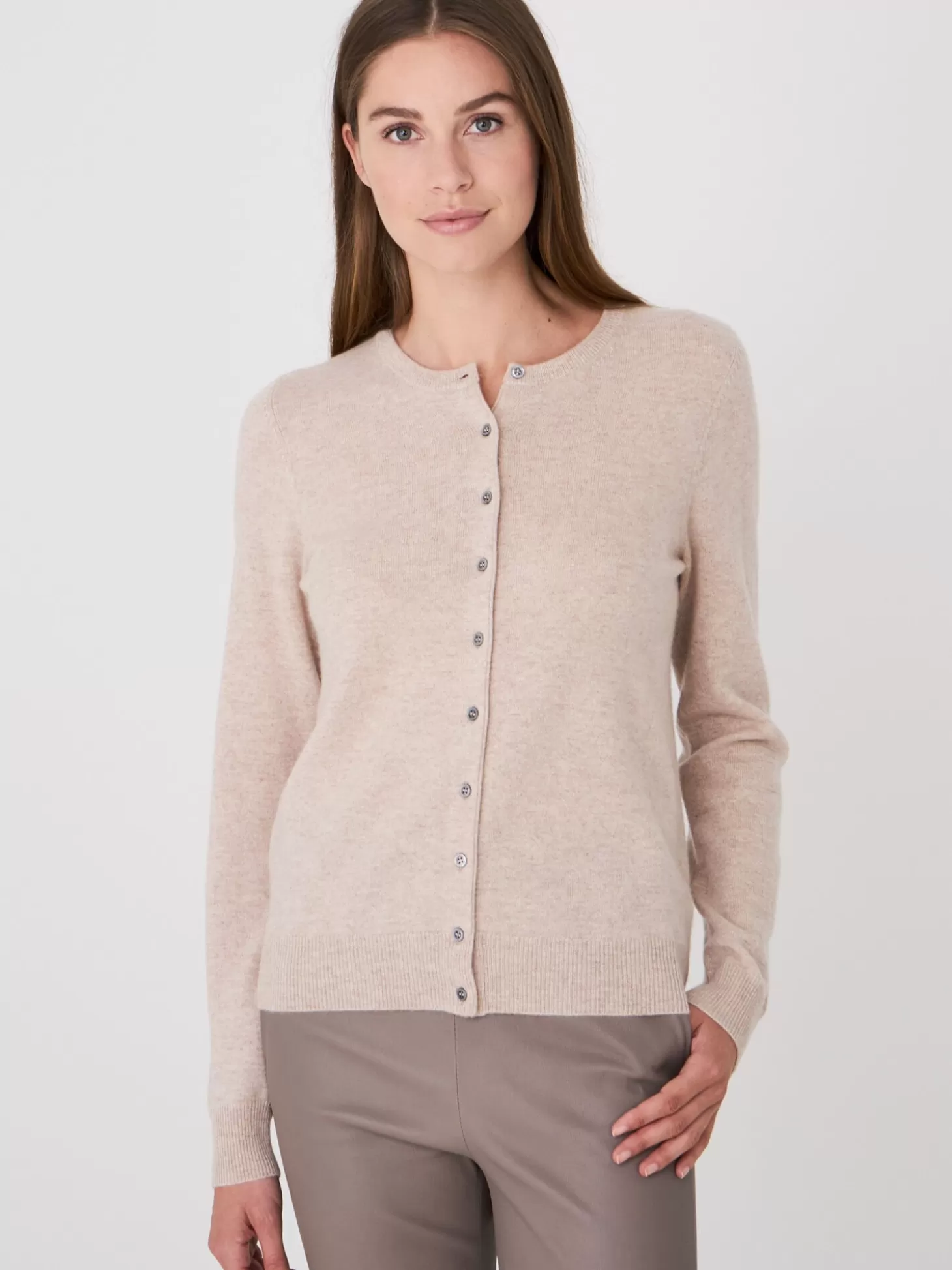 REPEAT cashmere Cardigan Classique A Col Rond En Cachemire Biologique Beige Flash Sale