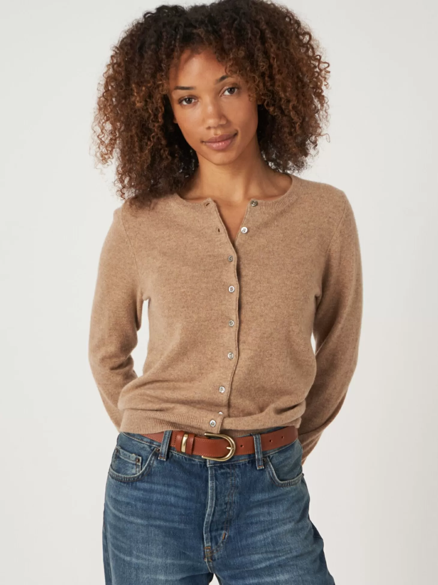 REPEAT cashmere Cardigan Classique A Col Rond En Cachemire Biologique Camel Best Sale