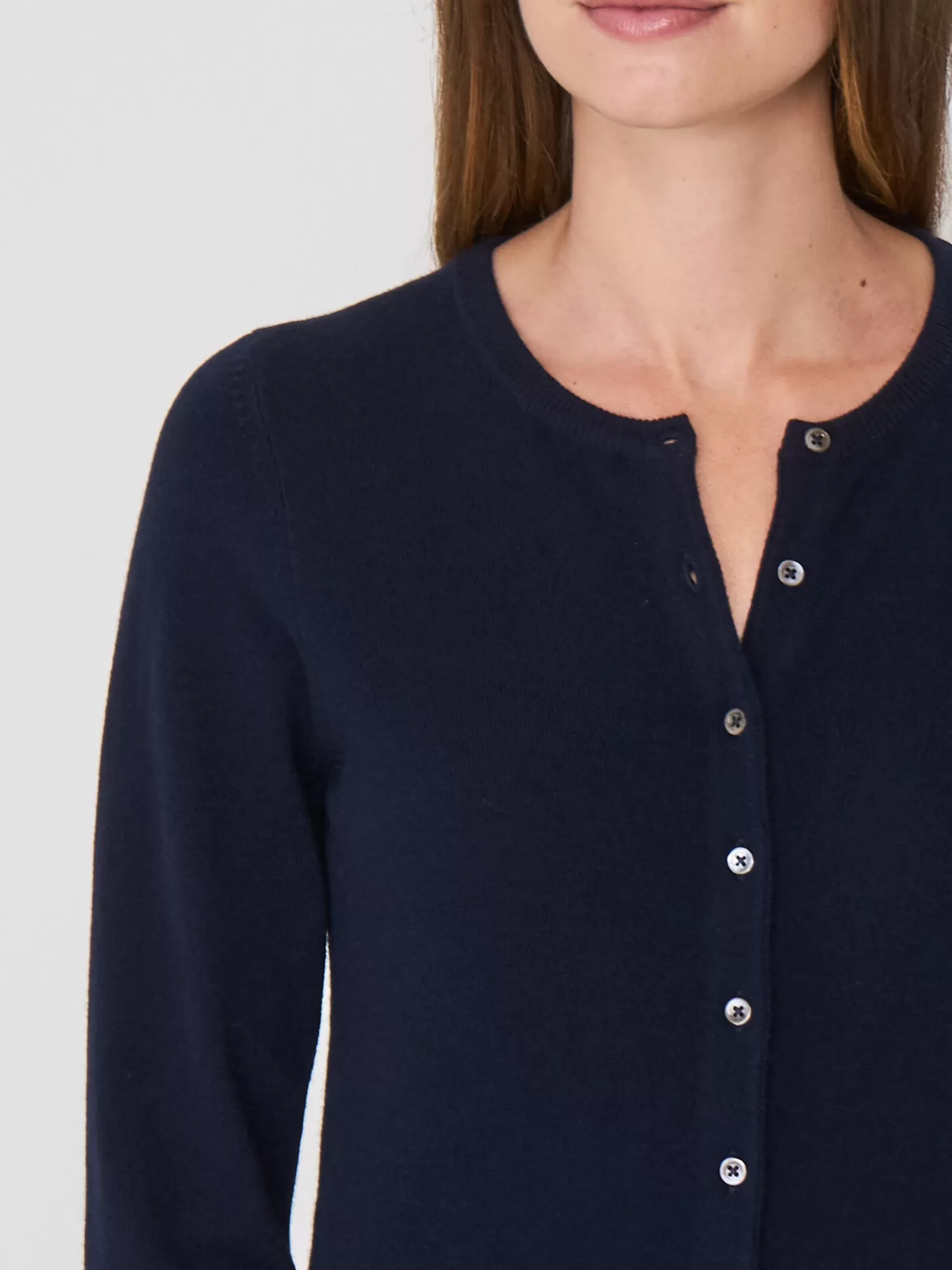 REPEAT cashmere Cardigan Classique A Col Rond En Cachemire Biologique Navy Online