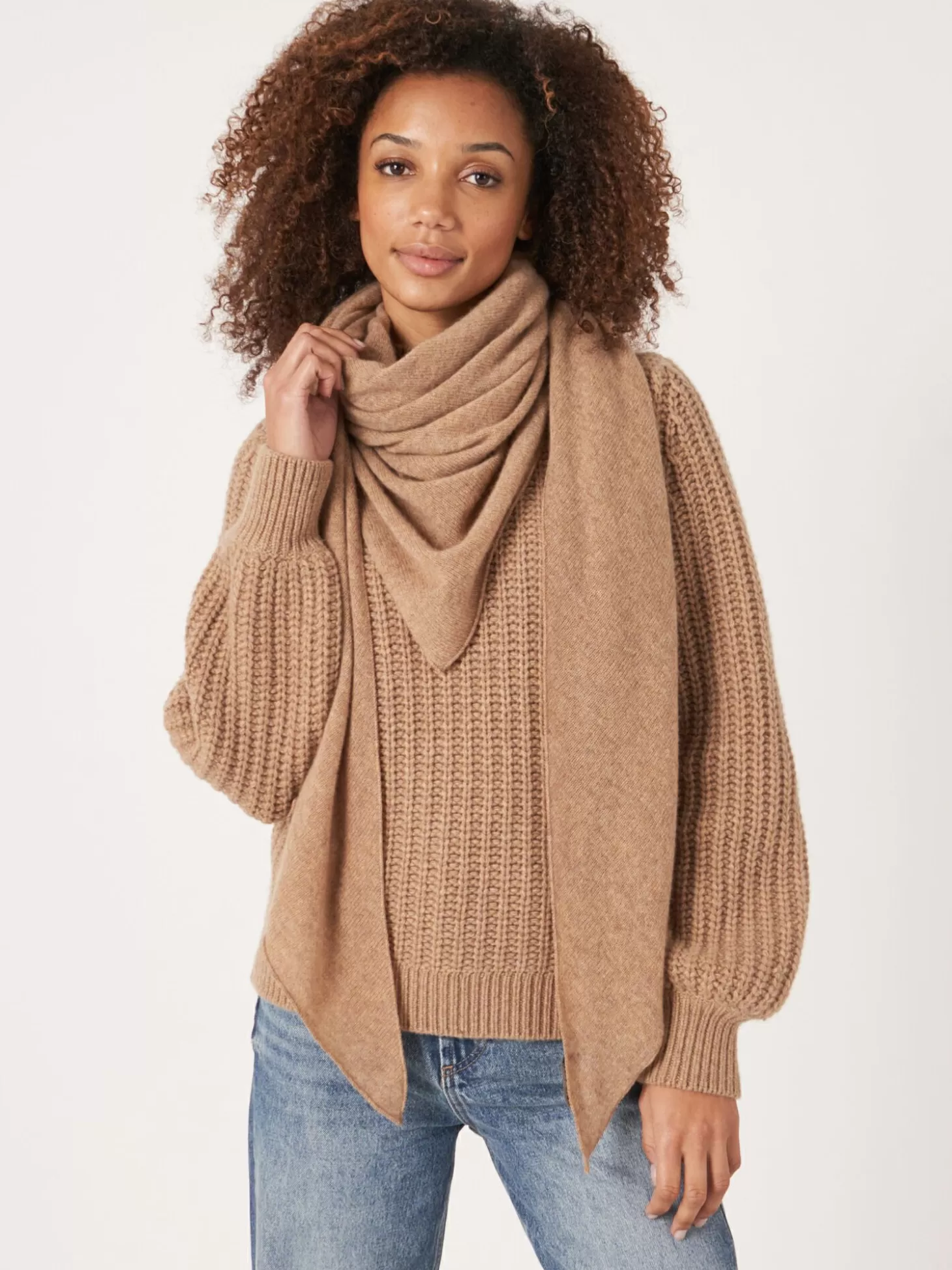 REPEAT cashmere Chale Triangulaire En Cachemire Biologique Camel Shop