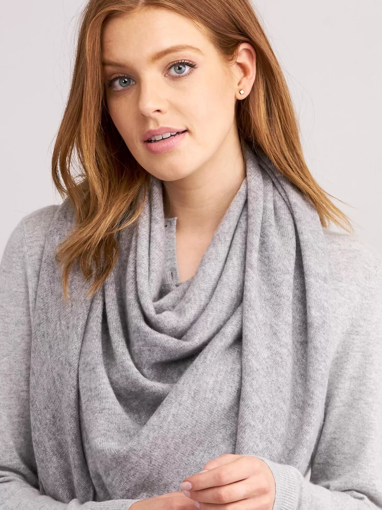 REPEAT cashmere Chale Triangulaire En Cachemire Biologique Light Grey Cheap