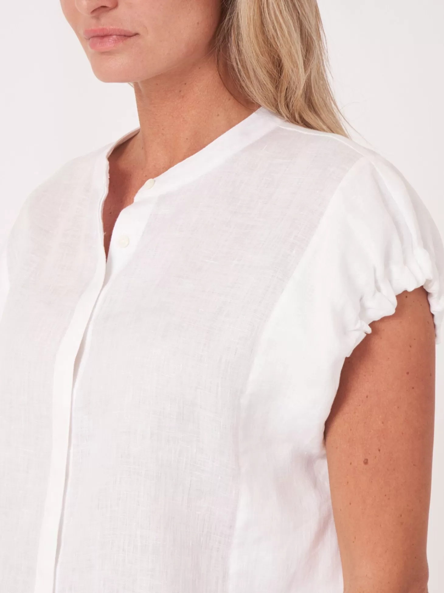 REPEAT cashmere Chemisier En Lin Avec Emmanchures A Cordon De Serrage White Flash Sale
