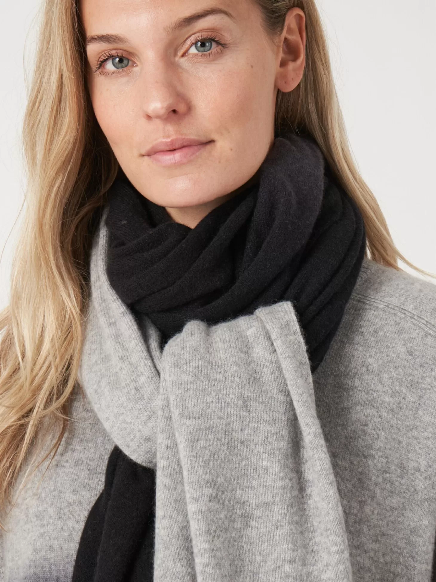 REPEAT cashmere Echarpe Degrade En Cachemire Black Fashion