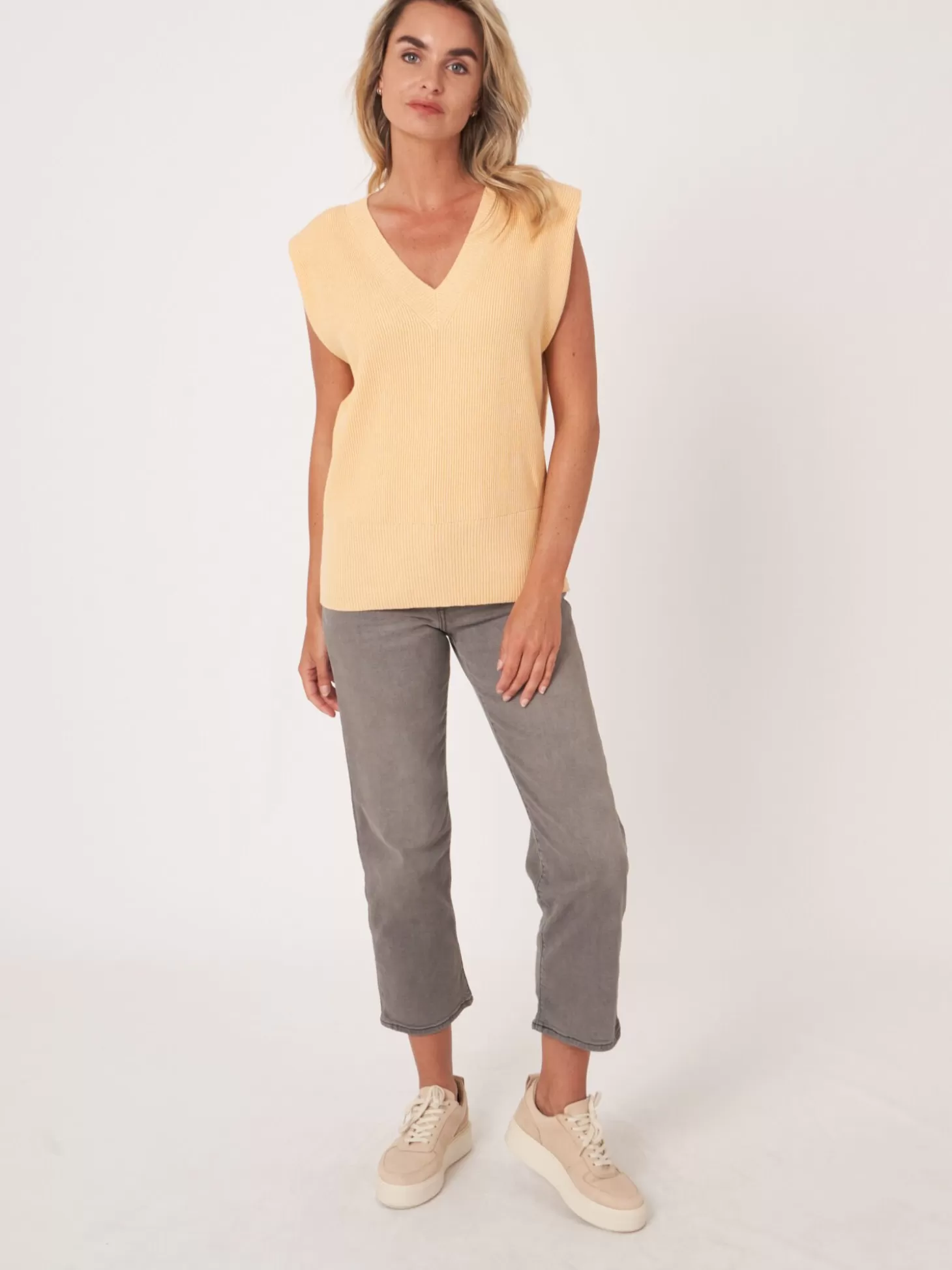 REPEAT cashmere Haut Sans Manches En Tricot En Coton Cachemire A Col En V Profond Glow Best