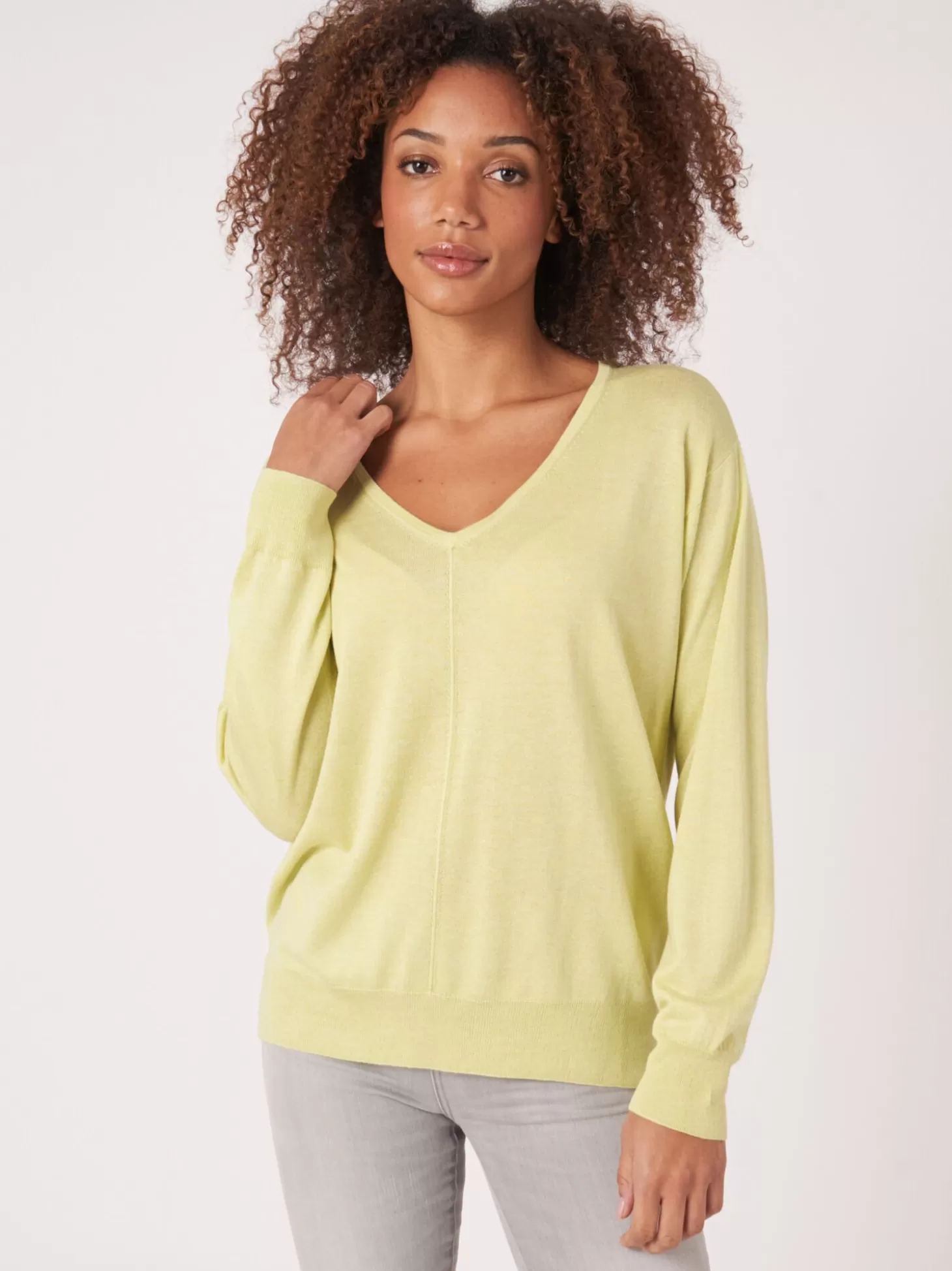 REPEAT cashmere Pull A Col En V En Cachemire Et Soie Melanges Soda Store
