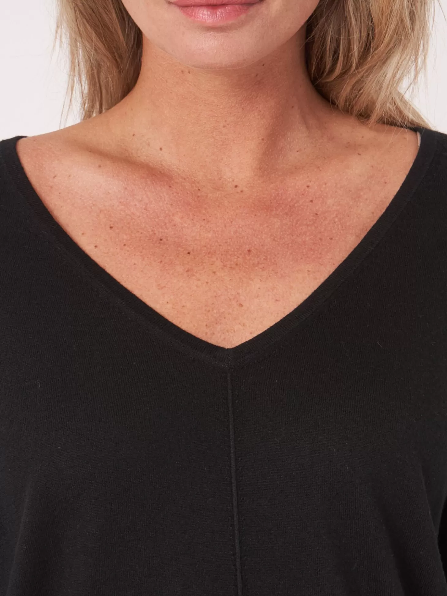 REPEAT cashmere Pull A Col En V En Cachemire Et Soie Melanges Black Outlet