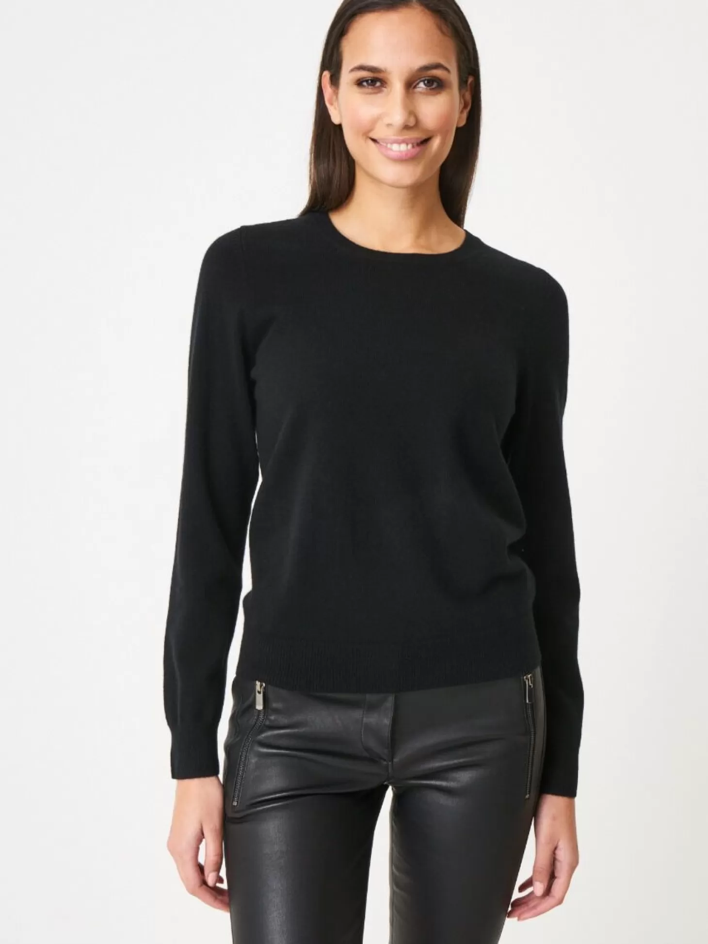 REPEAT cashmere Pull Basique En Cachemire Biologique Avec Encolure Ronde Black Best