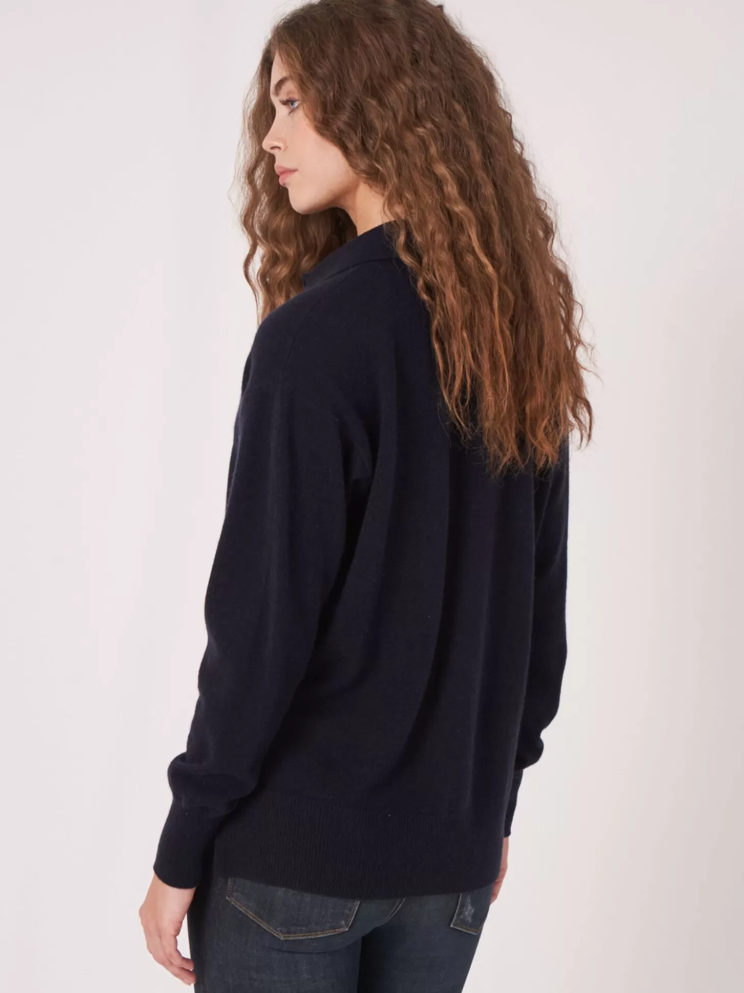 REPEAT cashmere Pull Col Polo Avec Fentes Laterales En Cachemire Biologique Navy Sale