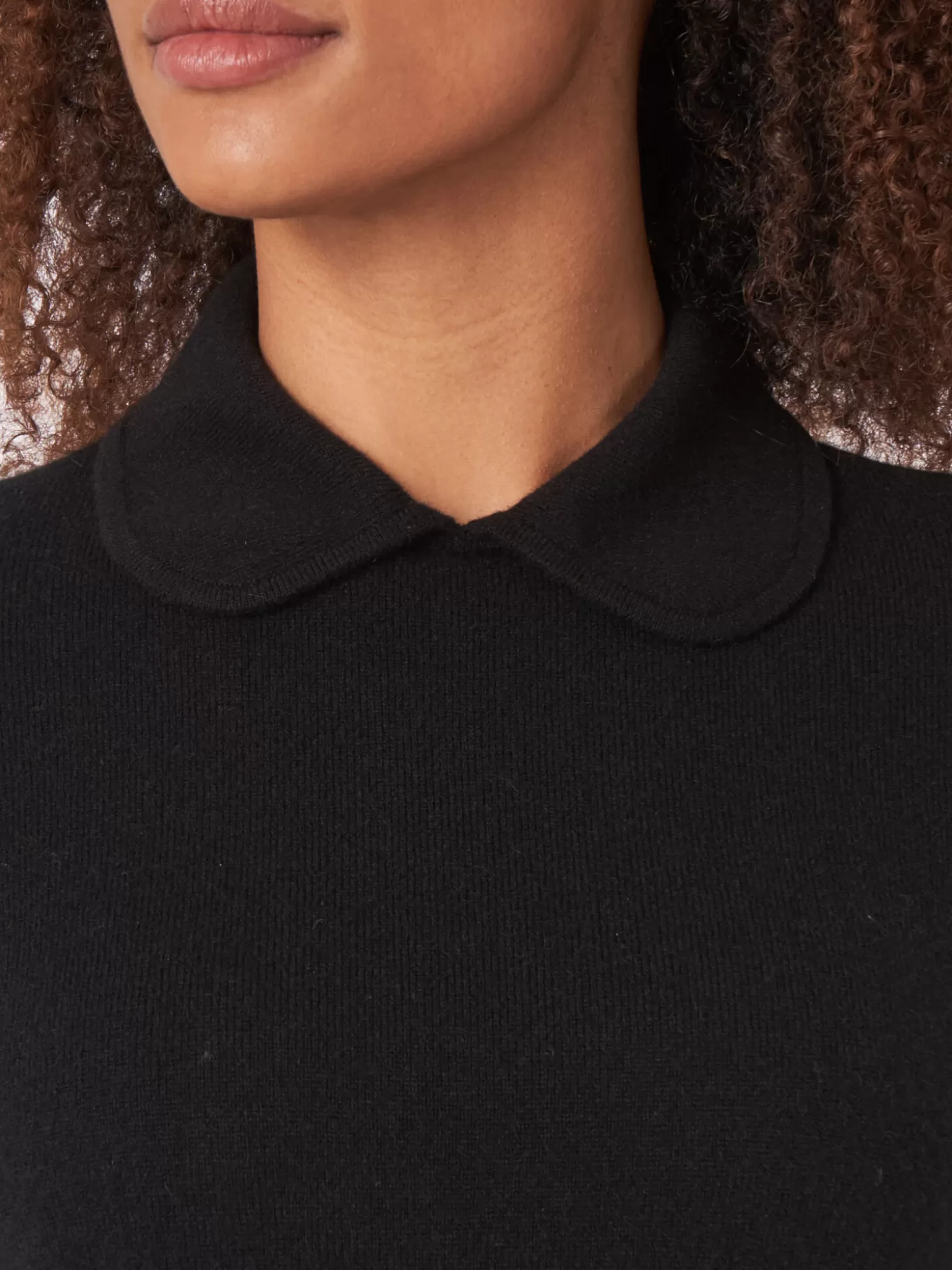 REPEAT cashmere Pull En Cachemire Biologique Avec Col Polo Et Poches Sur Le Devant Black Hot