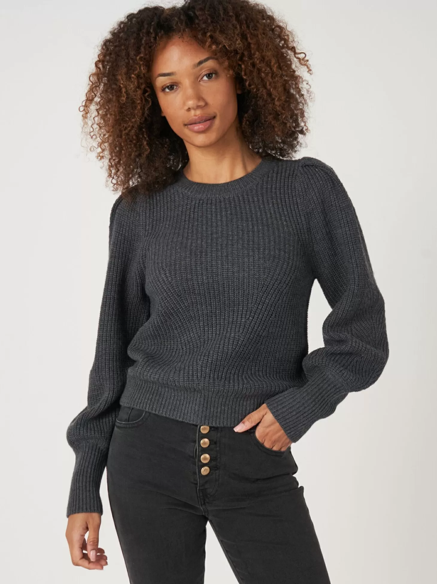 REPEAT cashmere Pull En Maille Cotelee A Details Plisses Aux Epaules En Laine Merinos Dark Grey Shop