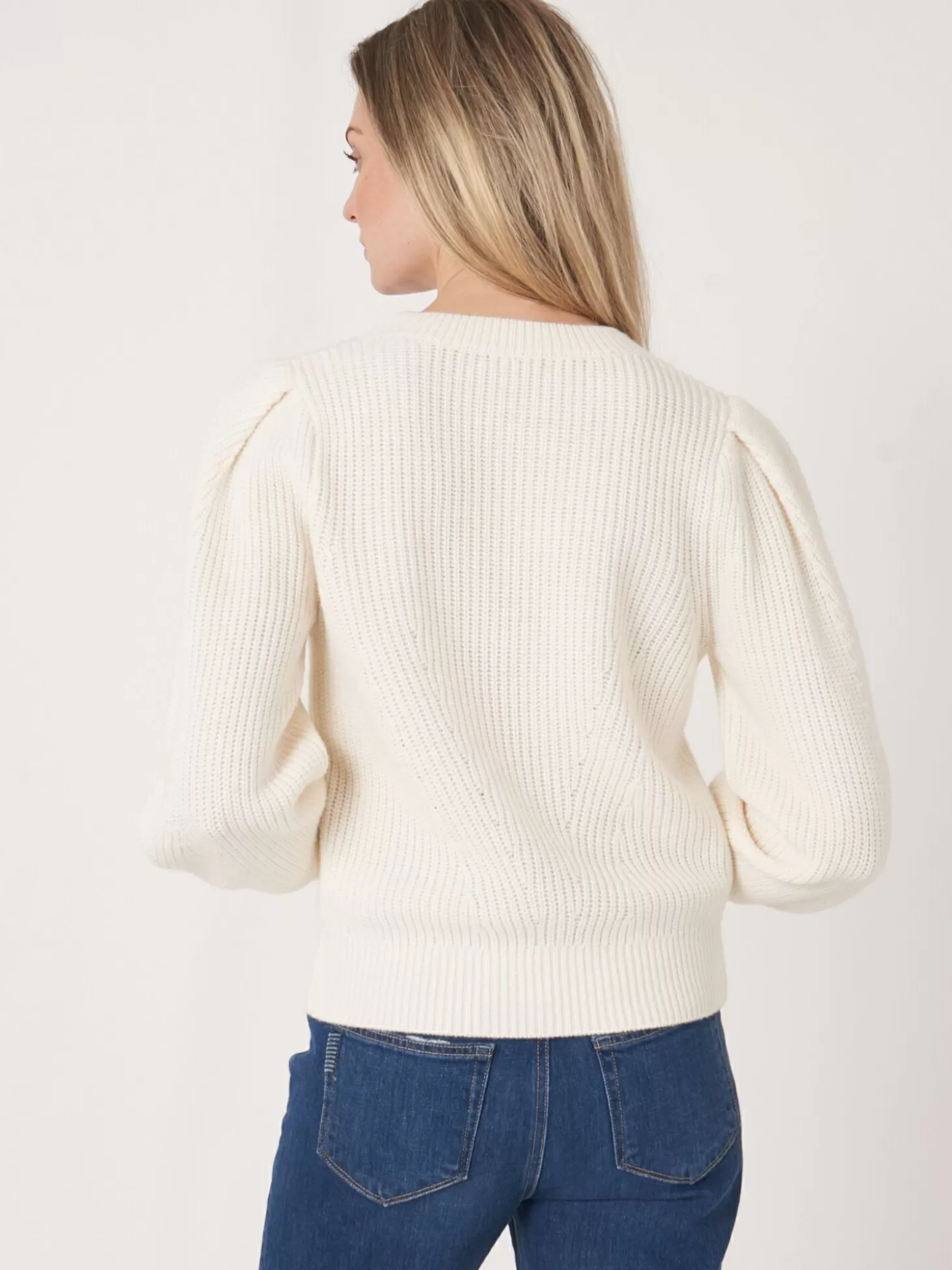 REPEAT cashmere Pull En Maille Cotelee A Details Plisses Aux Epaules En Laine Merinos Cream Best
