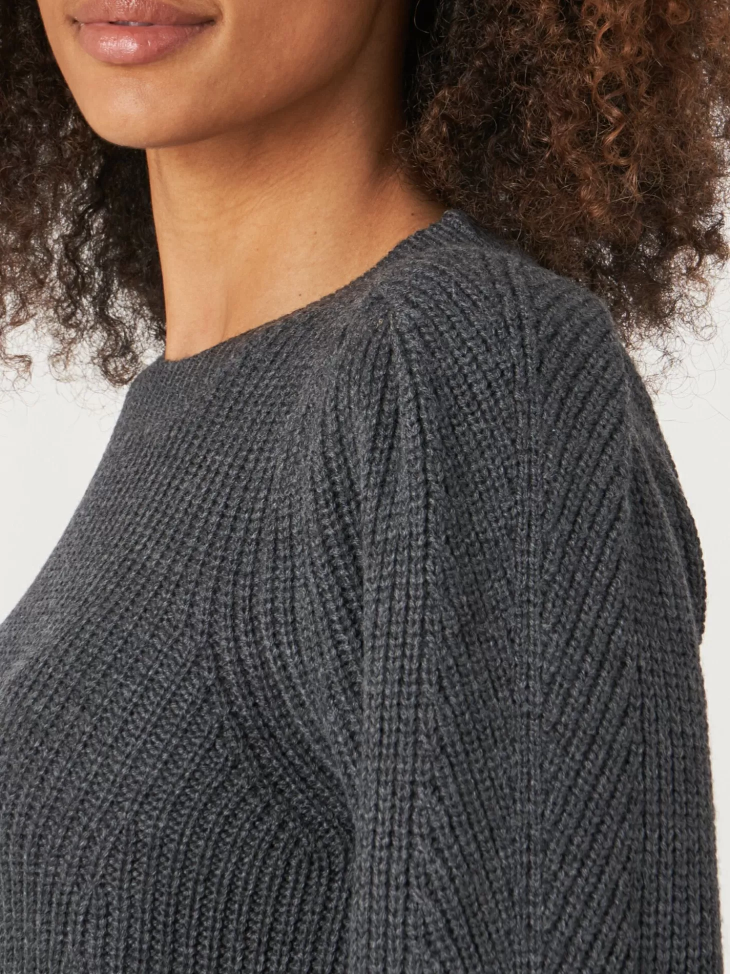 REPEAT cashmere Pull En Maille Cotelee A Details Plisses Aux Epaules En Laine Merinos Dark Grey Shop