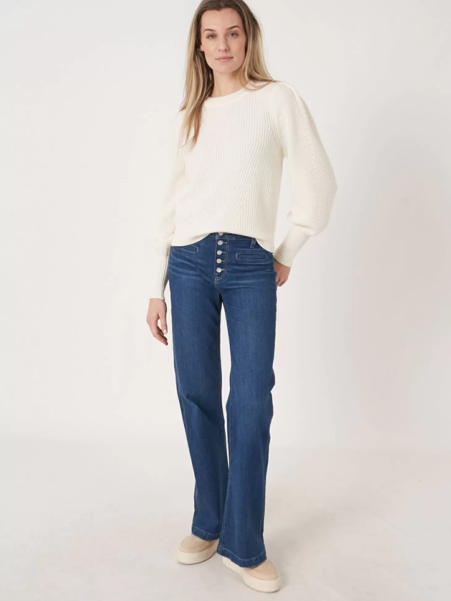 REPEAT cashmere Pull En Maille Cotelee A Details Plisses Aux Epaules En Laine Merinos Cream Best