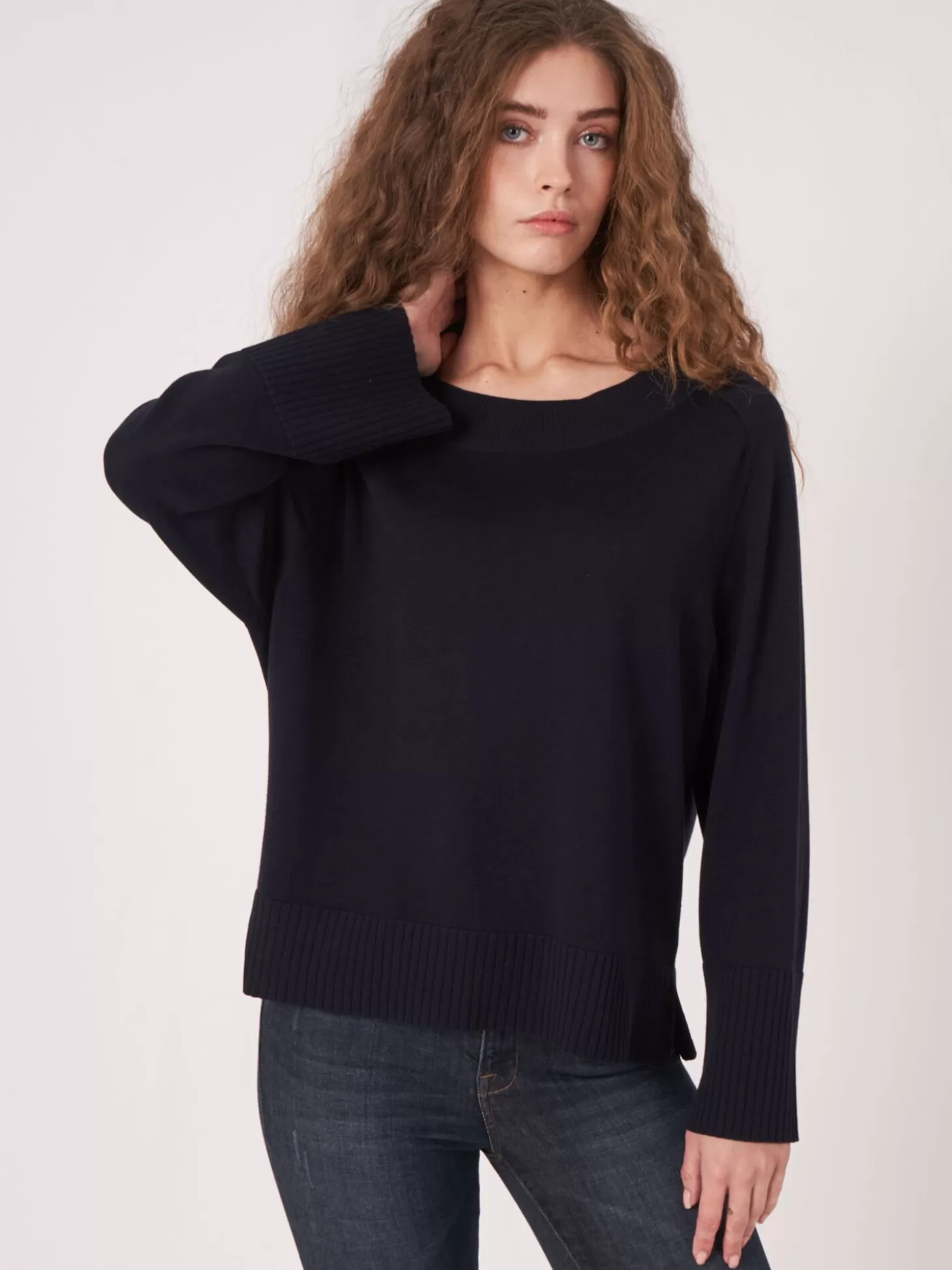 REPEAT cashmere Pull En Tricot Avec Large Ourlet Cotele Navy Store