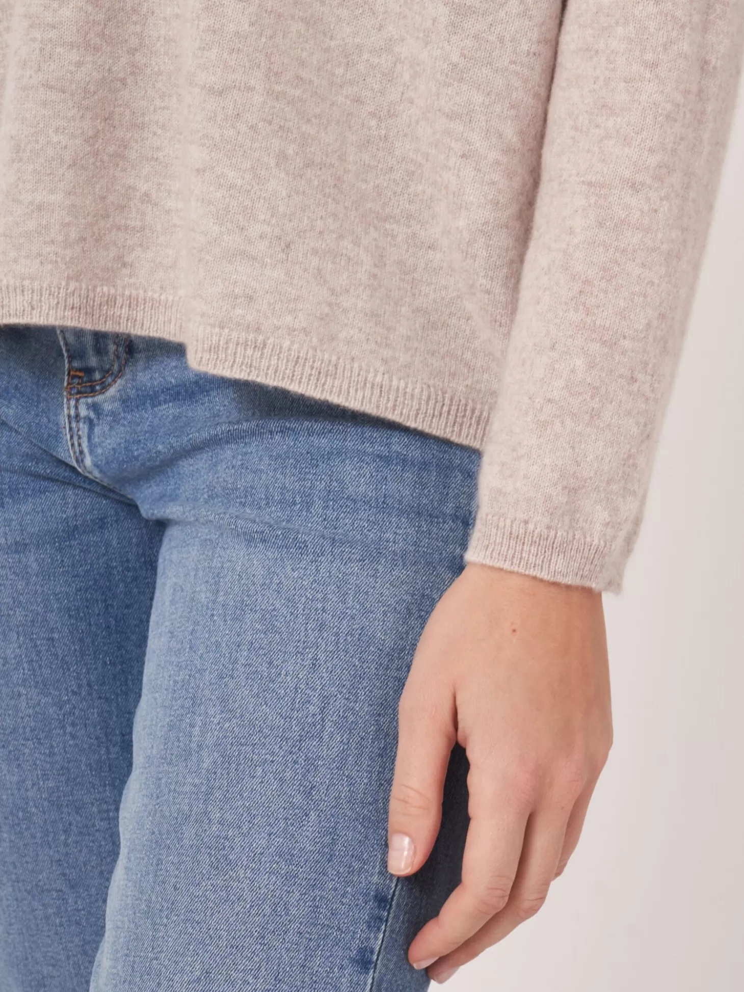 REPEAT cashmere Pull Oversize En Cachemire Biologique A Col En V Beige Outlet