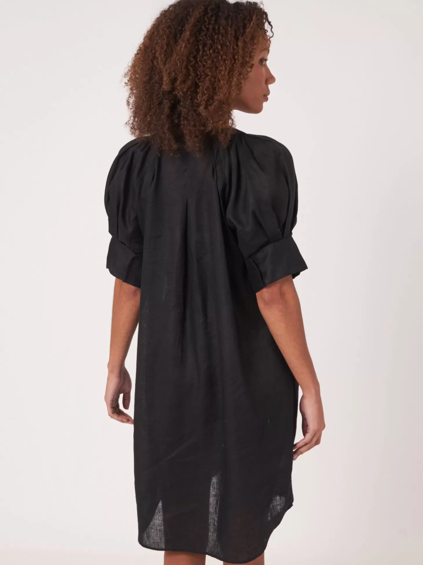 REPEAT cashmere Robe En Pur Lin Avec Boutons Caches Black Hot