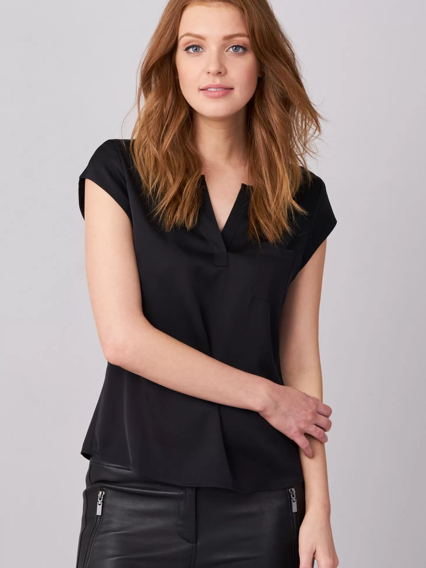 REPEAT cashmere Top Avec Poche Poitrine Black Hot