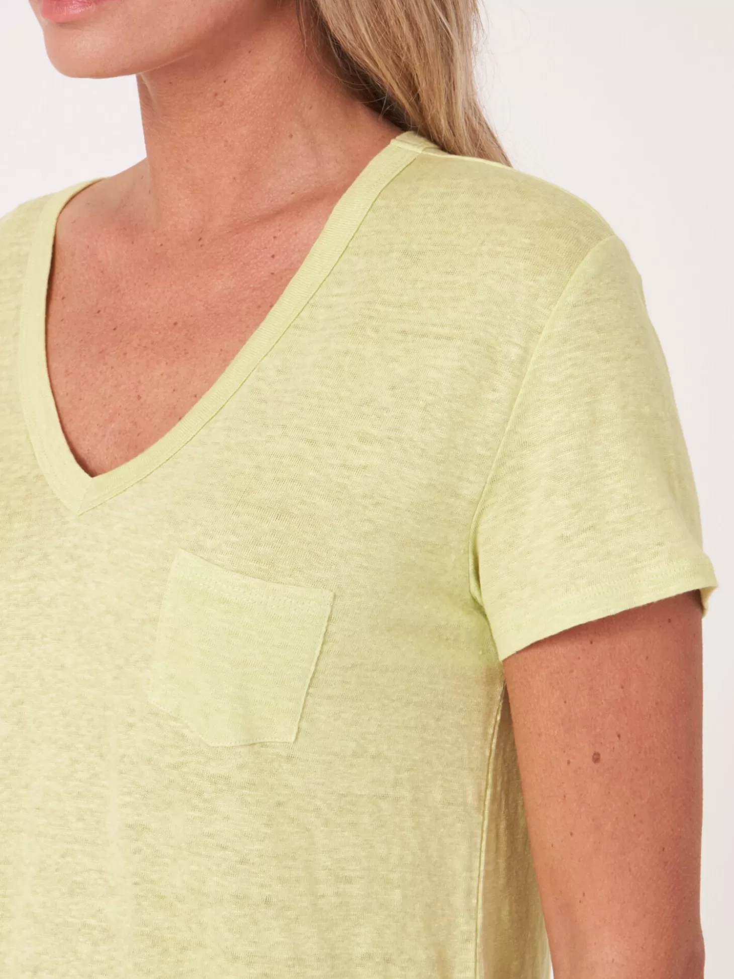 REPEAT cashmere T-Shirt Basique A Col En V En Pur Lin Avec Poche Poitrine Soda New