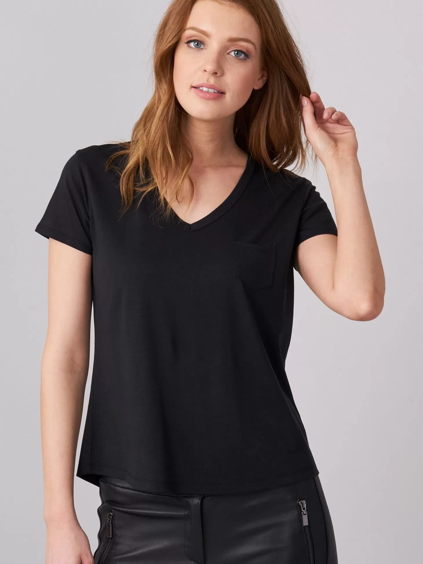 REPEAT cashmere T-Shirt Basique Pour Femme A Col En V Et Poche Poitrine Black Discount