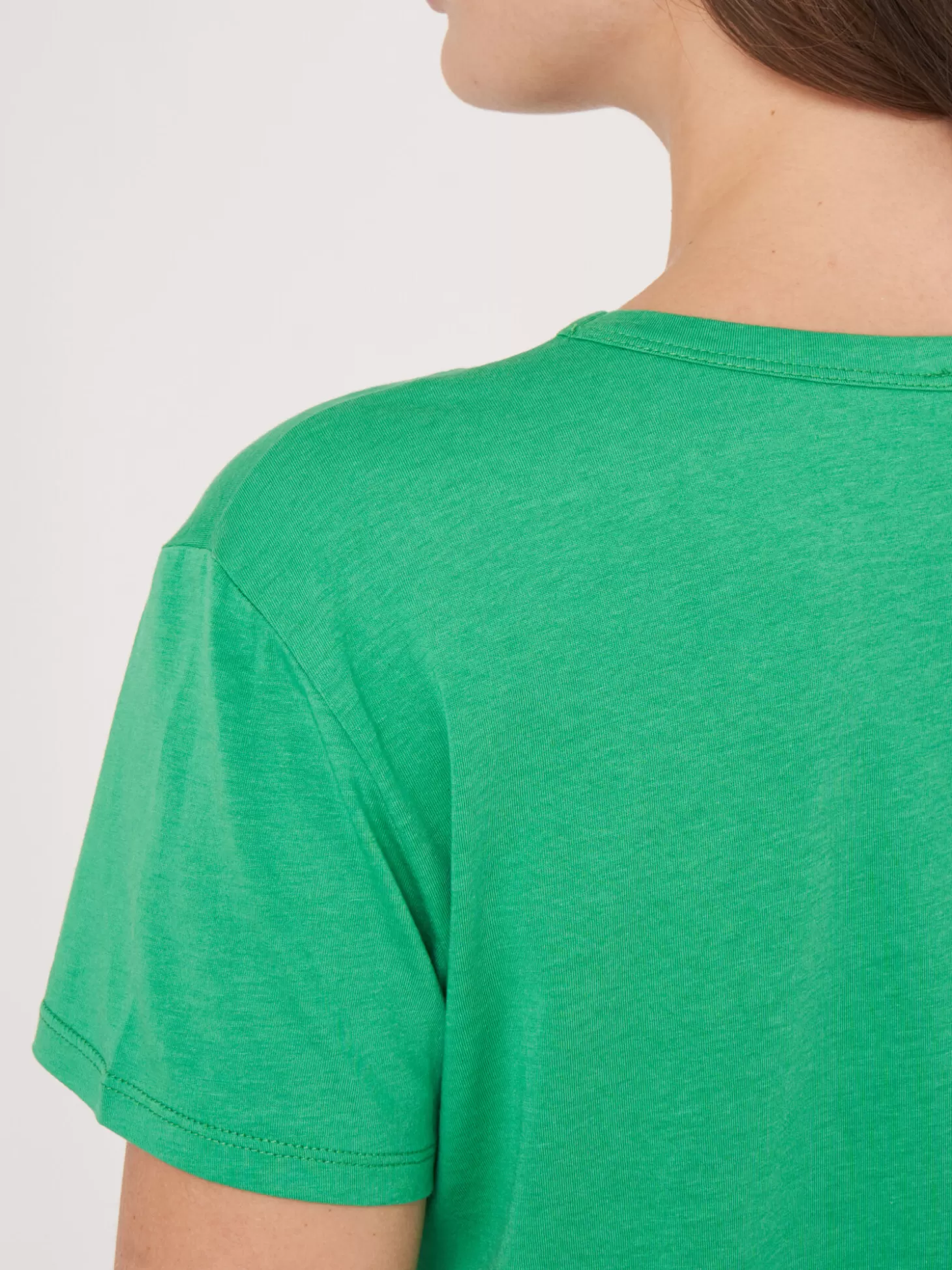REPEAT cashmere T-Shirt Basique Pour Femme A Col En V Et Poche Poitrine Green Online
