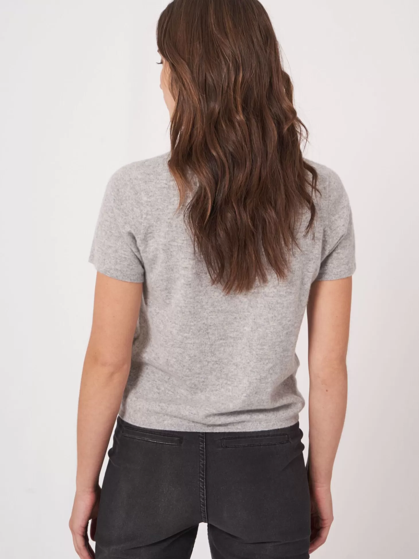 REPEAT cashmere T-Shirt Sans Coutures En Cachemire Biologique Silver Grey Shop